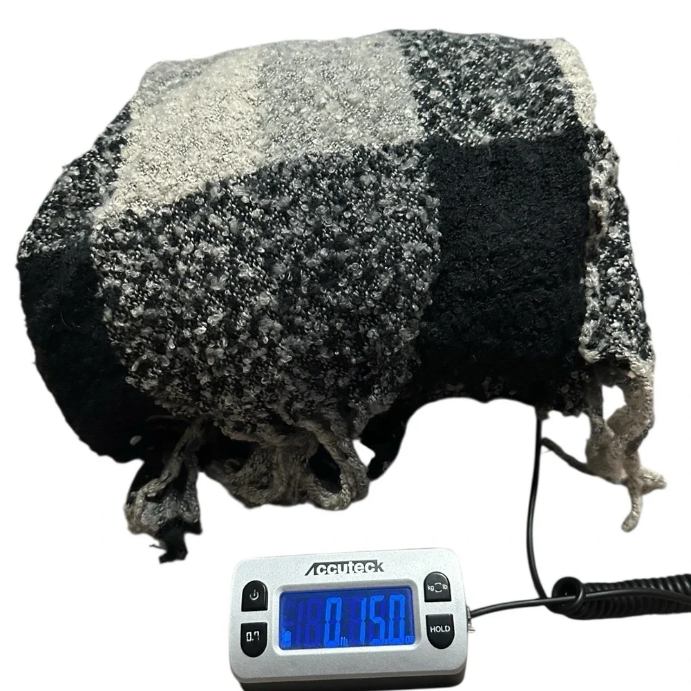 Woolrich Buffalo‎ Plaid Fringe Wrap Shawl Poncho Black Gray OS Heritage Layering